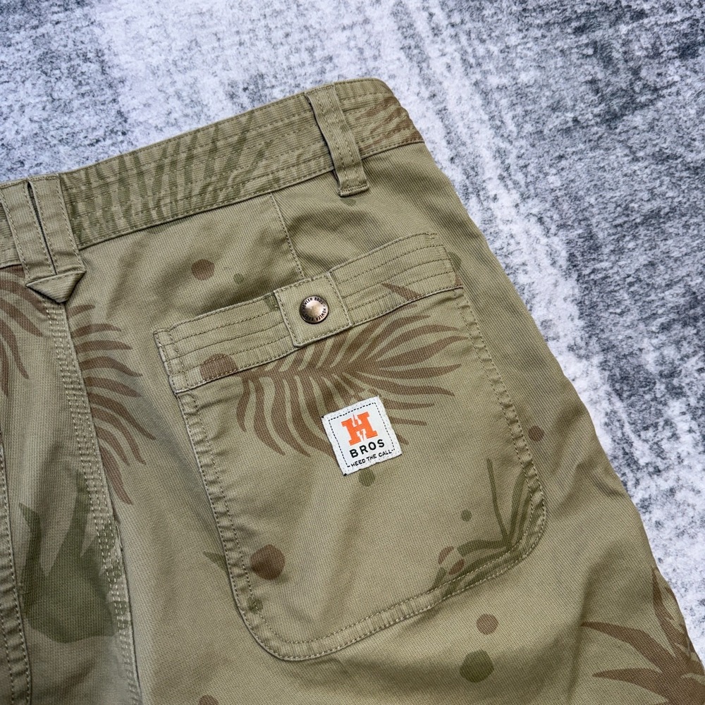 Howler Bros Clarksville Walk Shorts Mens 32 Olive Tan Desert Floral Cactus Beach - Picture 3 of 12